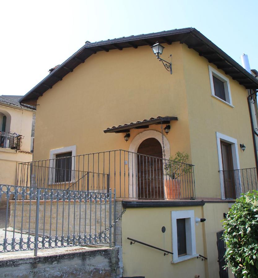 Il Pagliarello Di Villa San Giovanni San Demetrio ne' Vestini ภายนอก รูปภาพ